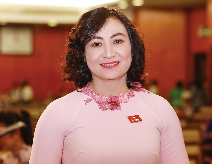 Strengthening the core role of industry and trade